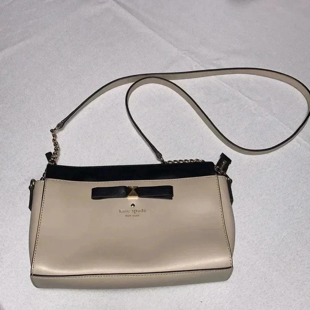 KATE SPADE ♠️ Crossbody Purse,Excellent condition❣️